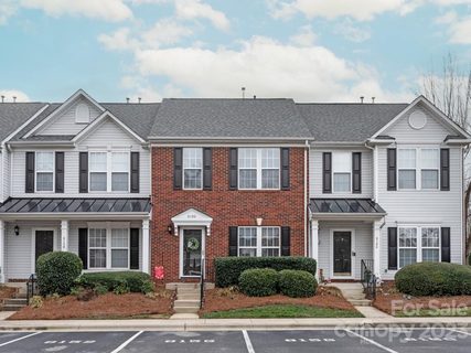 8160 Sapwood Court sold townhome in Parkside Townhomes, Matthews, NC