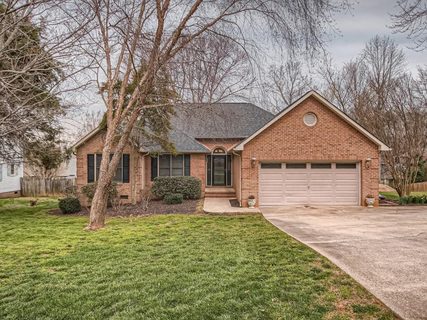 113 Walking Horse Run sold home in Chestnut Ridge, Stanley, NC