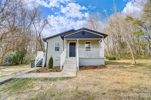 1111 Kenly Street sold home in Green Hills, Salisbury, NC