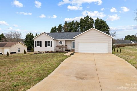 145 Asheland Drive sold home in East Fork, Ellenboro, NC