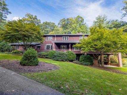 19 E Forest Road