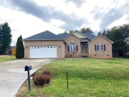 51 Frost Lane