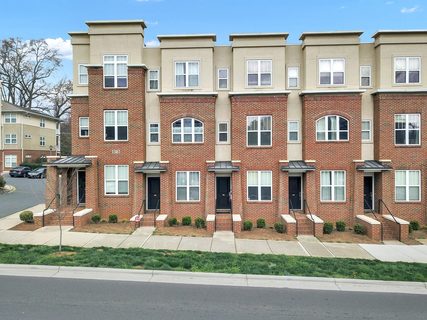 1302 Kenilworth Avenue 116