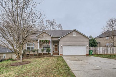 412 Deerfield Drive
