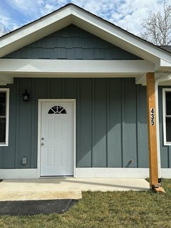 435 Little Sycamore Lane
