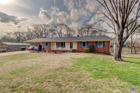 Previously sold for $399,000