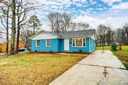 6509 Barrington Drive sold home in Charlotte, SC