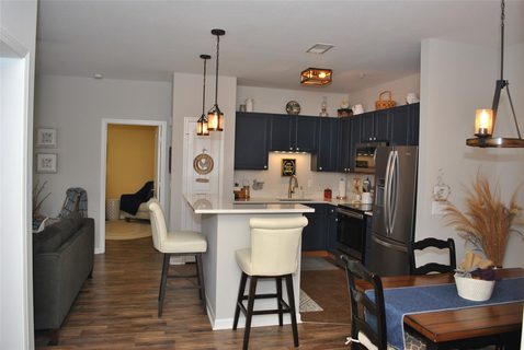 176 Brickton Village Circle 103