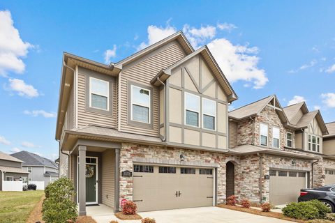 9258 Glenburn Lane
