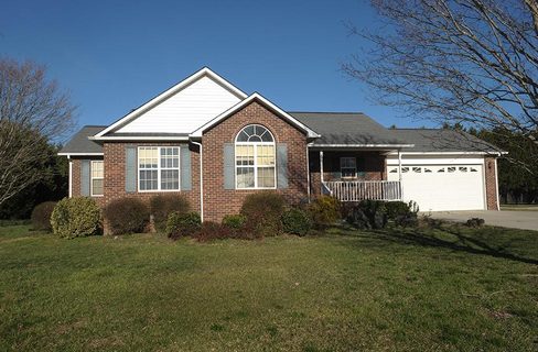 125 Carrington Lane sold home in Carrington East, Salisbury, NC