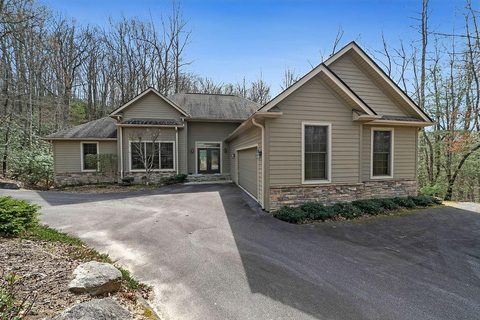184 Dotsuwa Court