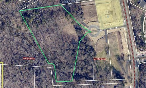 7122 Asbury Village Lane sold lot in Asbury Village, Huntersville, NC