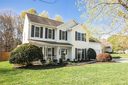 6033 Hedgecrest Place sold home in Charlotte, SC