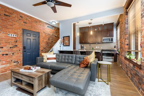 229 N Poplar Street