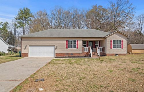 3712 Byron Drive sold home in College Park, Harrisburg, NC