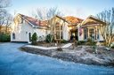 196 Lost Cabin Drive sold home in Mills River, SC