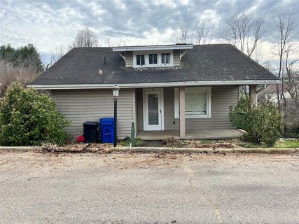 20 Axley Street sold home in Highland Park, Canton, NC