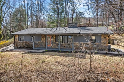 Previously sold for $652,000