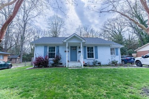 3924 Colebrook Road sold home in Colebrook, Charlotte, NC