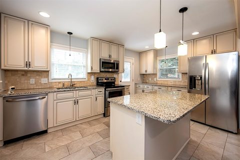 2114 Emerywood Drive