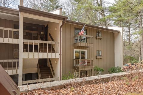 435 Overlook Road sold condo in Hilltop, Sapphire, NC
