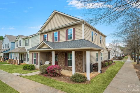 20265 Harroway Drive sold home in Harrogate At The Lake, Cornelius, NC