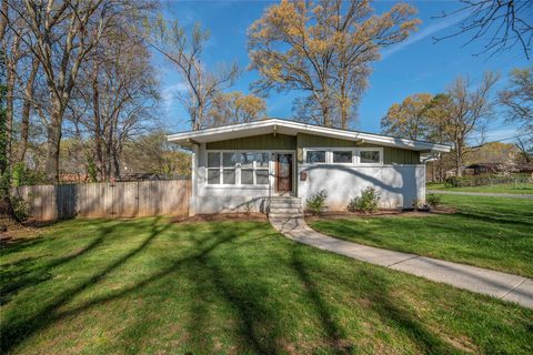 1126 Interurban Avenue