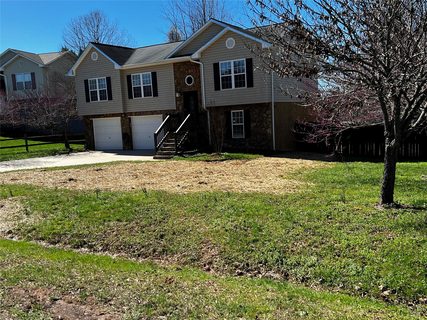 3354 Lilac Lane sold home in Pine Mountain Run, Hudson, NC
