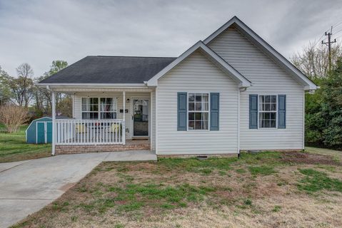 804 Caldwell Street sold home in Cottonwood, Belmont, NC