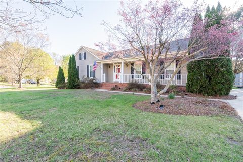 3849 Saxonbury Way