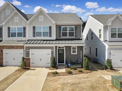 5542 Harris Cove Drive sold townhome in The Enclave at Davis Lake, Charlotte, NC