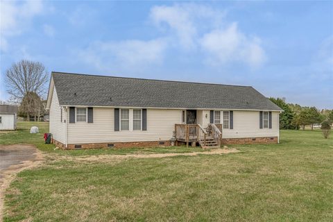 125 Cove Gap Road sold home in Mountain View Estates, Statesville, NC