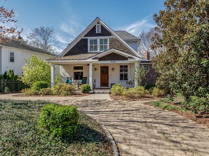 208 Circle Avenue sold home in Crescent Heights, Charlotte, NC
