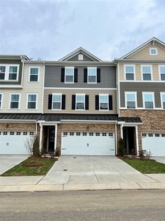 407 Burr Street 60