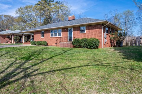 1319 Armstrong Road sold home in Southpoint, Belmont, NC
