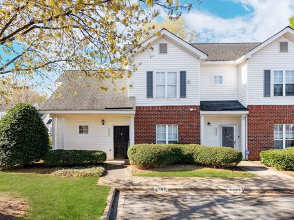 6387 Mallard View Lane sold townhome in Mallard Square, Charlotte, NC