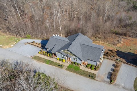 143 Red Hawk Knoll