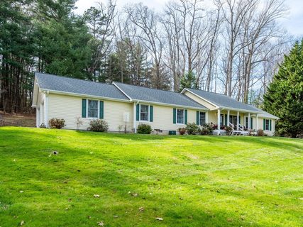 350 Forest Park Drive sold home in Forest Hills, Hendersonville, NC