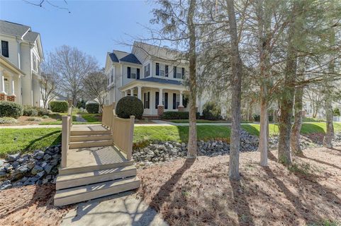 2032 Gable Way Lane sold townhome in Chestnut Oaks, Matthews, NC