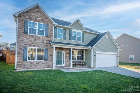 211 Roanoke Road