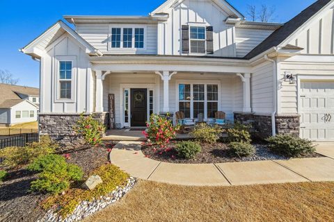 Previously sold for $560,000