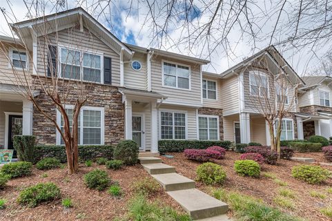 Previously sold for $280,000
