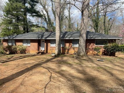 2612 Kendrick Drive