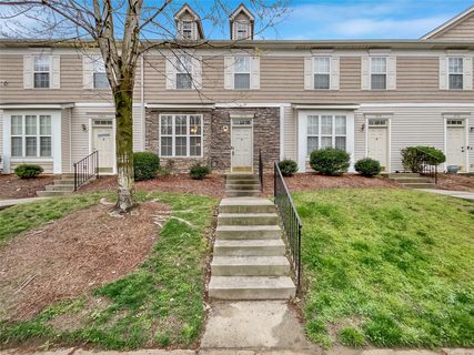 8138 Kings Creek Drive