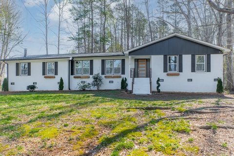 9012 Vagabond Road sold home in Hillandale Acres, Charlotte, NC