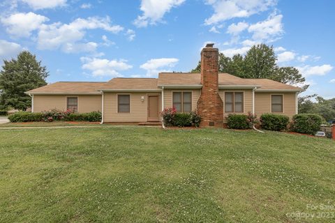 1632 Teddington Drive