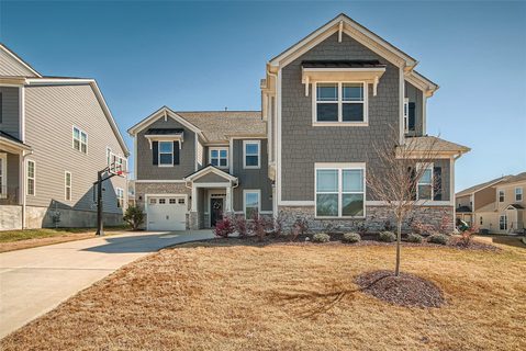 Previously sold for $906,000