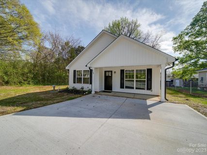 2565 Hemphill Street sold home in Carr Heights, Charlotte, NC