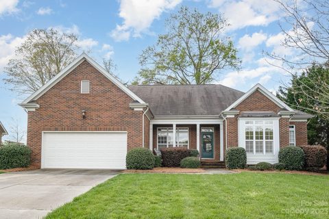 5419 Poplar Knoll Drive sold home in Poplar Forest, Matthews, NC