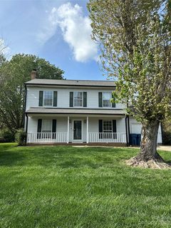 8524 Indian Summer Trail sold home in Planters Row, Harrisburg, NC